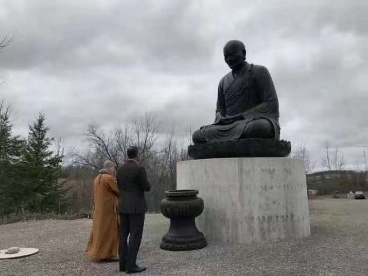 加拿大五台山六祖惠能大師銅像（圖：加拿大湛山精舍）